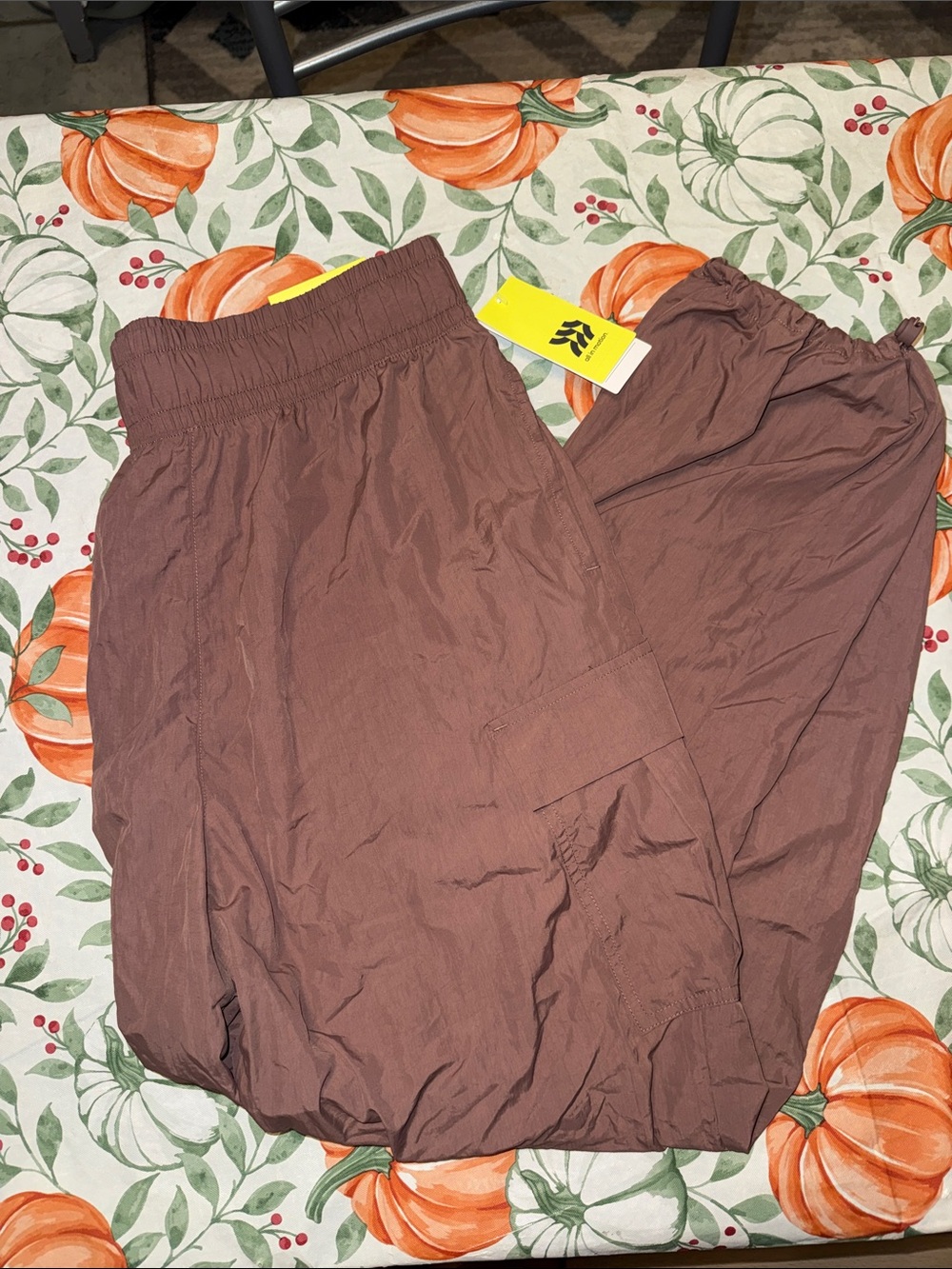 all in motion Brown Elastic Waist Cargo Jogger Pants